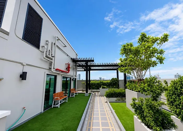 Unit With Balcony アパートホテル *